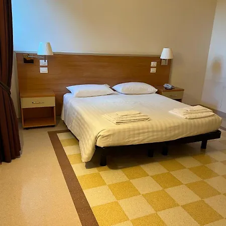 Domus Stella Maris - Casa Per Ferie * Ανκόνα