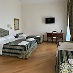 Domus Stella Maris - Casa Per Ferie Hotel *