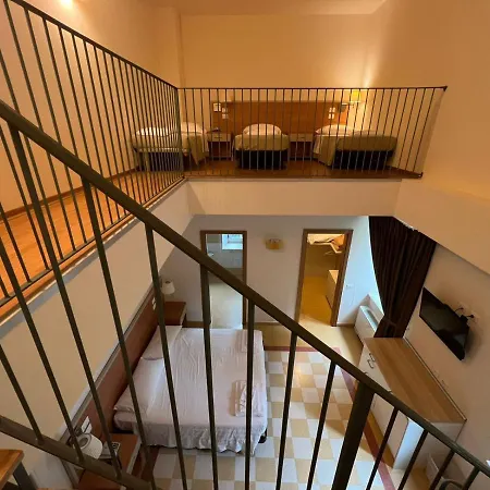 Domus Stella Maris - Casa Per Ferie Otel *