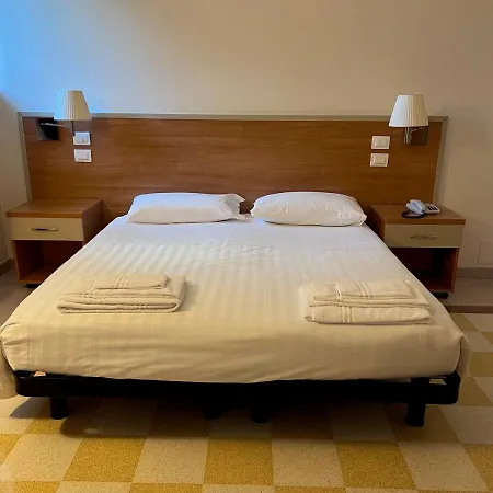 Otel Domus Stella Maris - Casa Per Ferie Ancona